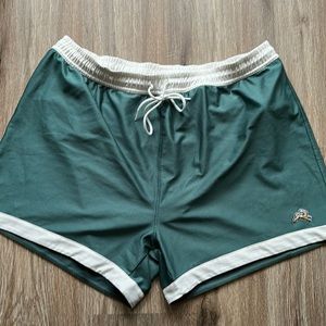 Tracksmith Grand Cortlandt Shorts Size L